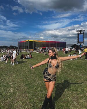 Adixia Romaniello Instagram - @lesardentes 2024 🥷🏼🖤🔥 w/ @fokus_agency
