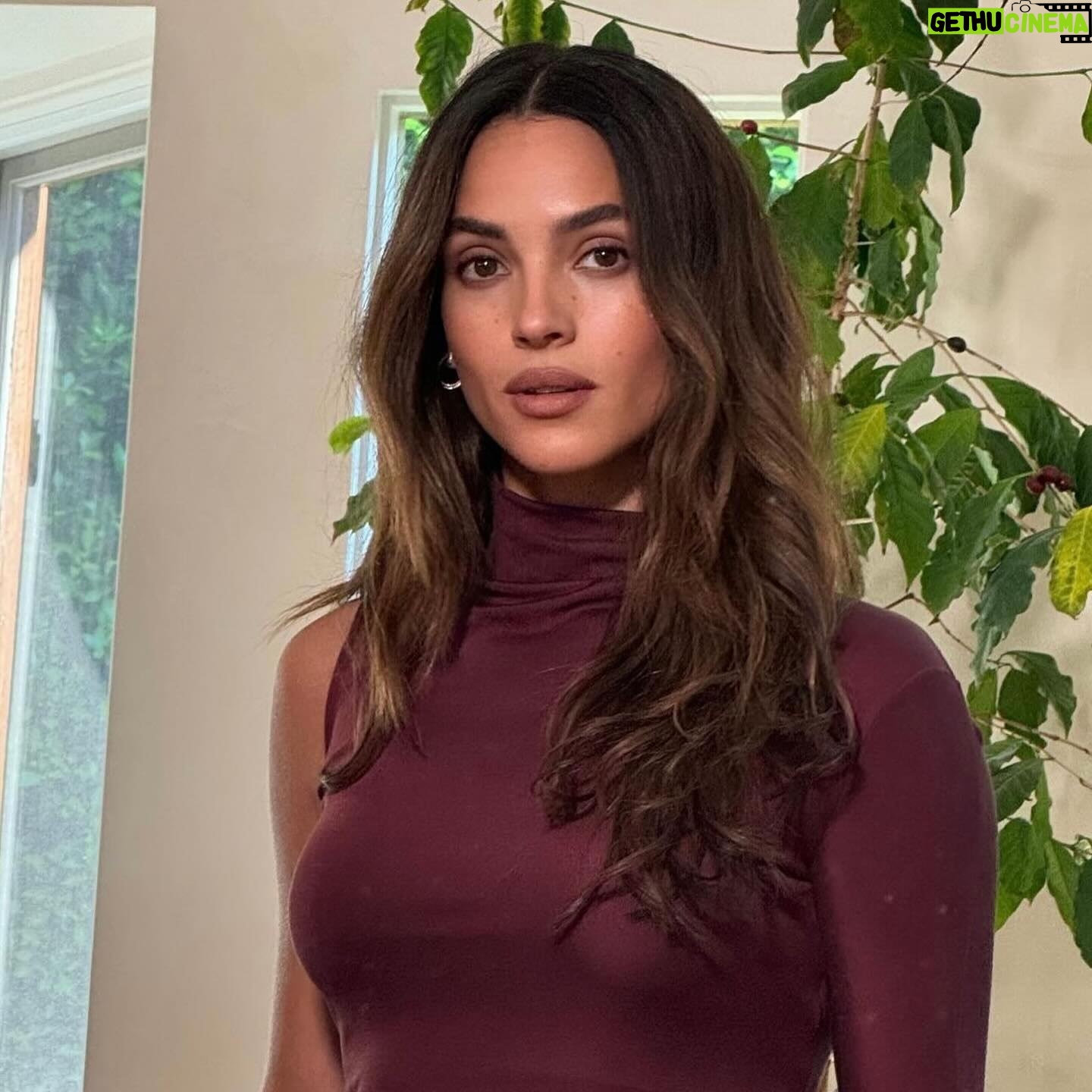 Adria Arjona Wiki Biography Age Photos Spouse And More