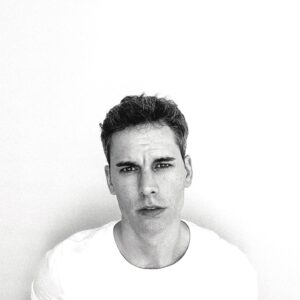 Adrián Expósito Instagram - Escribe un texto…