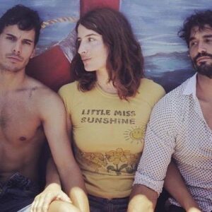 Adrián Expósito Instagram - TROIS

El 'ménage à trois' lo inventaron los franceses…

Un corto escrito y dirigido por @mividarueda para 'La Palma Rueda', durante el X Festivalito, Festival de Cine de
las Estrellas.

Junto a @alexgarcia_web y @marine_discazeaux.

Ya disponible en YouTube