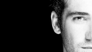 Adrián Salzedo Instagram - Be yourself.
.
.
.
.
.
.
@javier_naval_close_up 📸 (Gracias por este regalo)
#conzeta #profile #blackandwhite #look #observe #comtemplation #wait #actor #nomoreideas