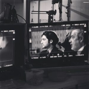 Adrián Salzedo Instagram - En el rodaje de #@buelos #abuelos #santiagorequejo #carlosiglesias #shottingday #actor #set #cine #pic #photography @olga_antunez_representaciones @claudiamolinaof @josemapichardo91