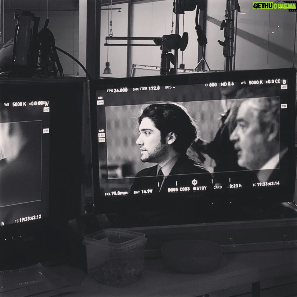 Adrián Salzedo - 2.2K Likes - En el rodaje de #@buelos #abuelos #santiagorequejo #carlosiglesias #shottingday #actor #set #cine #pic #photography @olga_antunez_representaciones @claudiamolinaof @josemapichardo91