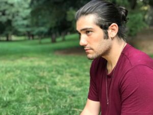 Adrián Salzedo Instagram - Keep your focus!
.
.
.
.
.
.
#conzeta #summer #quemallopasamos #nofilter #park #respira #focus ##