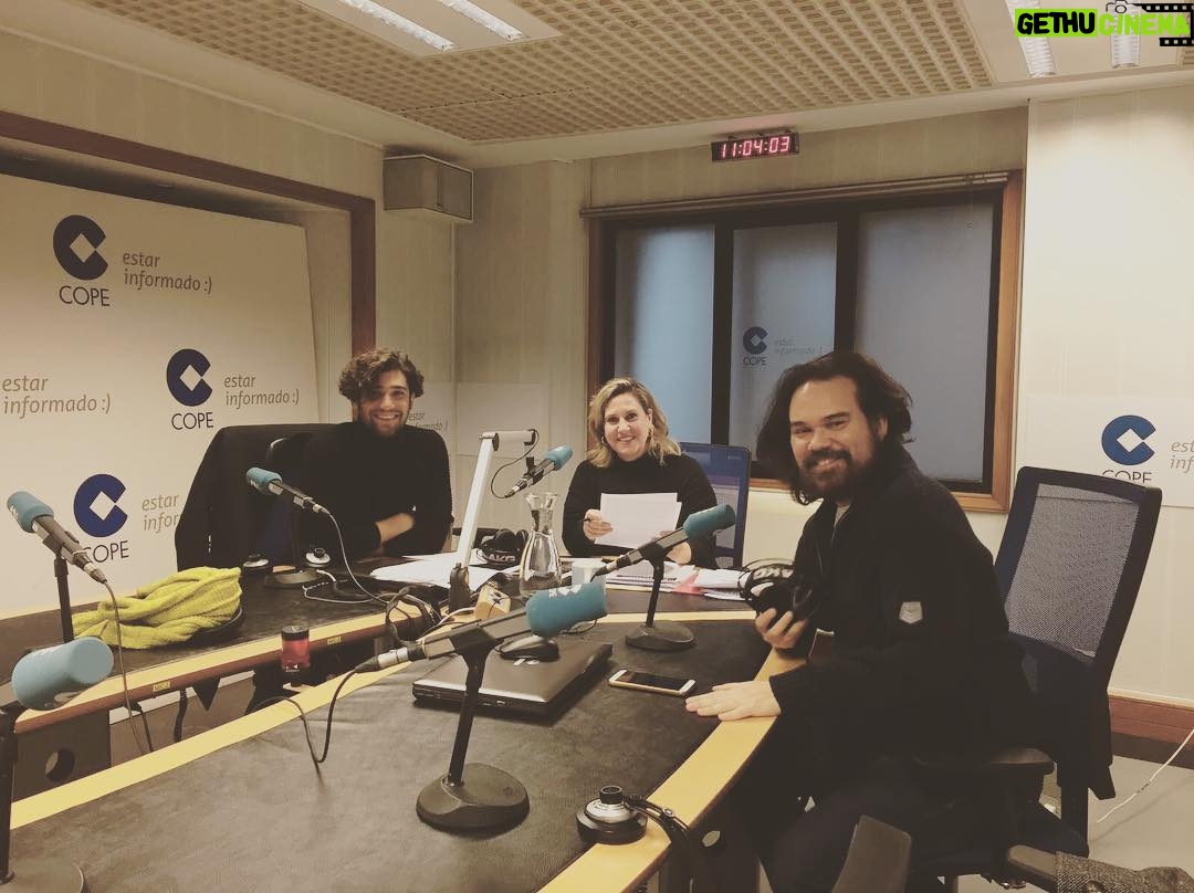 Adrián Salzedo - 1.3K Likes - Esta mañana en @cope_es junto a Cristina y @josean_moreno para promocionar @elmedicomusical 💪💪💪 #elmedicomusical #adriansalzedo #elmédico #lacope #atopeconlacope #promocion #musical #