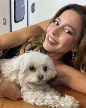 Adriana Fonseca Instagram - Semana llena de contrastes: trabajo, familia y aventuras en la vibrante CDMX. 
______
 Desde las reuniones matutinas hasta las cenas familiares, cada día trae algo nuevo. Aprovechando cada momento con los que más quiero y explorando rincones de la ciudad que nunca dejan de sorprenderme. 

A week full of contrasts: work, family, and adventures in vibrant CDMX. 🌆 From morning meetings to family dinners, each day brings something new. Cherishing every moment with my loved ones and exploring corners of the city that never cease to amaze me. 
.
.
#BalancedLife #CDMXVibes #SpecialMoments #lifestyle #cute