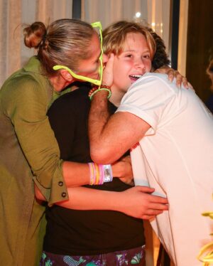 Adriane Galisteu Instagram - Meu meninão…. 14 anos  do melhor das nossas vidas ! É tudo com você por você e pra você!  Viva o Vi! #vittoriofaz14 #amorquenaosemede 📷 @agenciabrazilnews