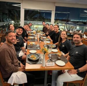Adriano de Souza Instagram - Colecionando memórias 😘 Obrigado Espírito Santo 🙏
@fabiano_varanda @rodrigo.bolha @cabanasurfclassic