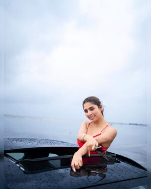 Adrija Addy Roy Instagram - Out of Reach ❣️

#monsoon #beach #love #beachvibes #photooftheday #newpost #insta #instagood #instalike #adrijaroy #instagram .