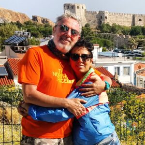 Ahmet Somers Instagram - Bozcaada'da aşk başkadır. @arzusomers #aşk #bozcaada #tatil #travellers