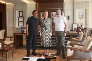Ahmet Yenilmez Instagram - Üniversitem Dokuz Eylül üniversitesi Rektörü Saygıdeğer Nükhet HOTAR Hanımefendiye üniversitemizi özlediğimiz kaliteye kavuşturma gayretler teşekkürlerimizi arz ettik.