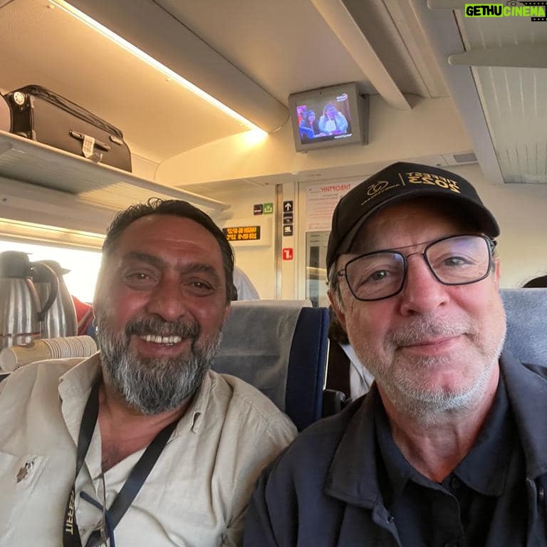 Ahmet Yenilmez - 561 Likes - @KaplanogluSemih Usta ile Taşkent’ten Semerkant ‘a tren yolculuğu .
#Taşkentfilmfestivali