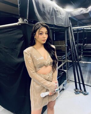 Ailee Instagram - Thank you Malay aileeans!!! I love you all so much!!! What an unforgettable night…. So blessed to hear everyone singing in Korean through the WHOLE show… grateful for all the precious memories I was able to make with all of you… 12years of love all packed into one night was definitely not enough…. i definitely want to come back to see you all again! Thank you!!!! And I love you!!!! 💜💜💜💜💜💜💜💜