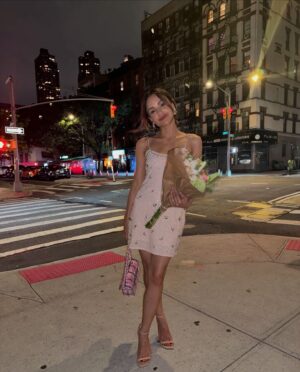 Aimee Carrero Instagram - east coast summer album ☀️🗽🥵