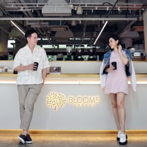 Aimee Chan Instagram - Just #chillin with my favorite person. 💕 

。。。。。。。。。。。。。。。。。。。。。。。。

#ootd @majeparis

📸  Photo by @dangraphy_
🌟  Styled by @wwchezw
💄  Makeup by @zoefan
👩‍🦱 Hair Styled by @manho_li
🌍  Location at Blooms, Central Market. 
 
Special thanks for @kaka04150415 for braving the heat and rain that day. 🥂

#cafe @coffeetime #coffeelover #chill #ootdhk #chanchanfamily @moses_chan_