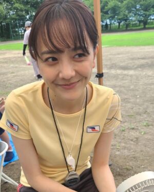 Airi Matsui Instagram - NHK Eテレ「プップルール」

観てくださった方ありがとうございました！

子供ならではの目線で描かれる
微笑ましく、応援したくなるお話でした！

子供達がとにかく元気いっぱい！
空き時間に沢山遊んで本当に先生の気分でした

みんな可愛くて癒されたなぁぁ🤍