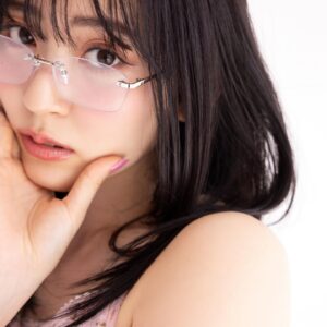 Actress Airi Suzuki HD Instagram Photos and Wallpapers August 2024