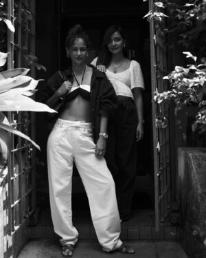 Aisha Sharma Instagram - Us 👯‍♀️ #sharmasisters