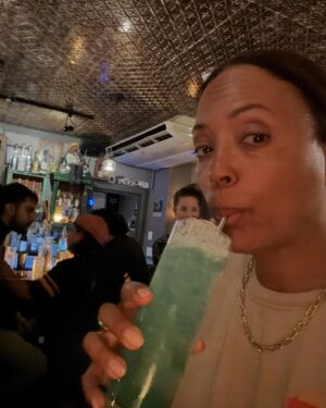 Aisha Tyler Instagram - Losophē team trip to @leyendabk to give our good friend rockstar @ivymix the flowers she deserves! #bcb week here in Brooklyn so we are sopping one (or three) for the team, and can’t wait to serve up The New Margarita for people at  @barconventbrooklyn. Love you Ivy! 🍃 🍸