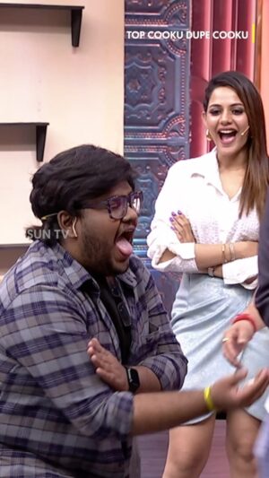 Aishwarya Dutta Instagram - Meendum meenduma? 😂

TOP COOKU DUPE COOKU | SUNDAY | 12.30 PM

#SunTV #TopCookuDupeCooku #TopCookuDupeCookuOnSunTV #SunReels #SunDigital