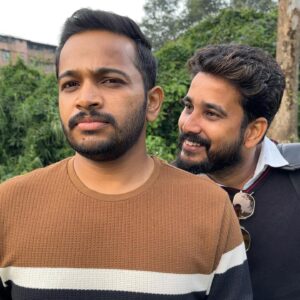 Aju Varghese Instagram - ഇതും നമ്മൾ അതിജീവിക്കും 😀