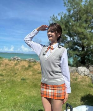 Akane Takiyama Instagram - 新番組「チャンス校」🏫では
私もまさかの制服を着させていただいております。

写真が沢山あるので番組告知と共に小出しに
投稿させてください🫡

さ、今日はボートレース生放送！
今夜もABEMAを是非ご覧ください。