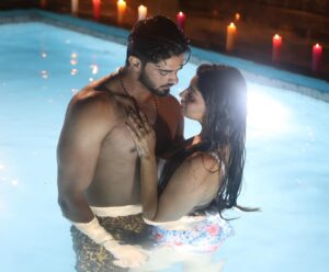 Akanksha Puri Instagram - Sharing some of our fav #bts moments from my upcoming song #barsateinacchilagtihai with 
@mr.arbazpatel ♥️

Stay Tuned… Song releasing tomorrow only on @dimensionmusic.official 🤩❤️
.
#comingsoon #barsateinacchilagtihai #dimensionmusic #akankshapuri #arbazpatel #❤️
 
Beautiful Swimwear @angelcroshet_swimwear