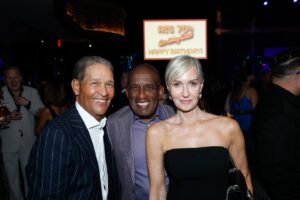 Al Roker Instagram - Still processing the early #surpriseparty @debrobertsabc threw for me celebrating my 70th birthday with family and friends. I’m much more comfortable being the one giving the party than being on the receiving end. This was overwhelmingly amazing and it’s still sinking in. @earthwindandfire so incredible. Thank to them, especially @philipbaileyewf @verdine_white and @ralph_johnson.ewf