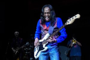 Al Roker Instagram - Still processing the early #surpriseparty @debrobertsabc threw for me celebrating my 70th birthday with family and friends. I’m much more comfortable being the one giving the party than being on the receiving end. This was overwhelmingly amazing and it’s still sinking in. @earthwindandfire so incredible. Thank to them, especially @philipbaileyewf @verdine_white and @ralph_johnson.ewf