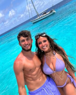 Alan Bronciac Instagram - Carribbean paradise ☀️🇨🇼