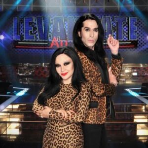 Alaska Instagram - Cuando conocí a @soyyomelody a principios del siglo XXI. Años después volvimos a coincidir en el programa Lévantate All Stars. No puedo ser más fan, es una artistaza MARAVILLOSA.