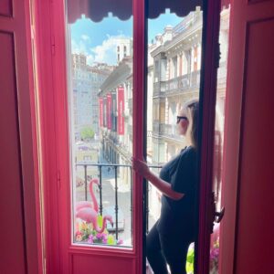 Alaska Instagram - Pues Madrid en agosto también es planazo. Ya en casa 🩷