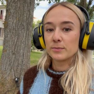 Alba August Instagram - Då var min tid över i dårhuset! Herre min je det här kommer ta ett liv att smälta! Over & out @samycketbattre 🙃🏩