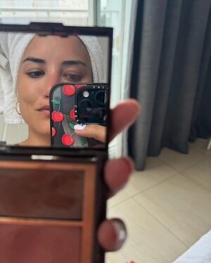 Alba Carrillo Instagram - Otro día ⭕️ en Ibiza 🏝️