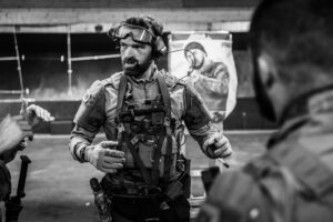 Alban Lenoir Instagram - J’avais deux rêves dans ma vie… J’en ai réalisé un en devenant acteur et j’ai effleuré du doigt le deuxième grâce au @gign.france … Merci pour cette incroyable journée… 🙏🏼
#sengagerpourlavie 
#hommesdexceptions 
📸 Tim 🔥