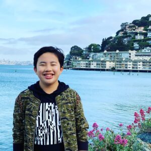 Albert Tsai Instagram - Summer by the sea☀️
What’re you doing this weekend? #weekendvibes