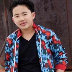 Albert Tsai Instagram - Back when it was cool enough to wear jackets 🌹