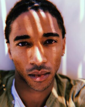 Alberto Boubakar Malanchino Instagram - “A CJ piace questo elemento”