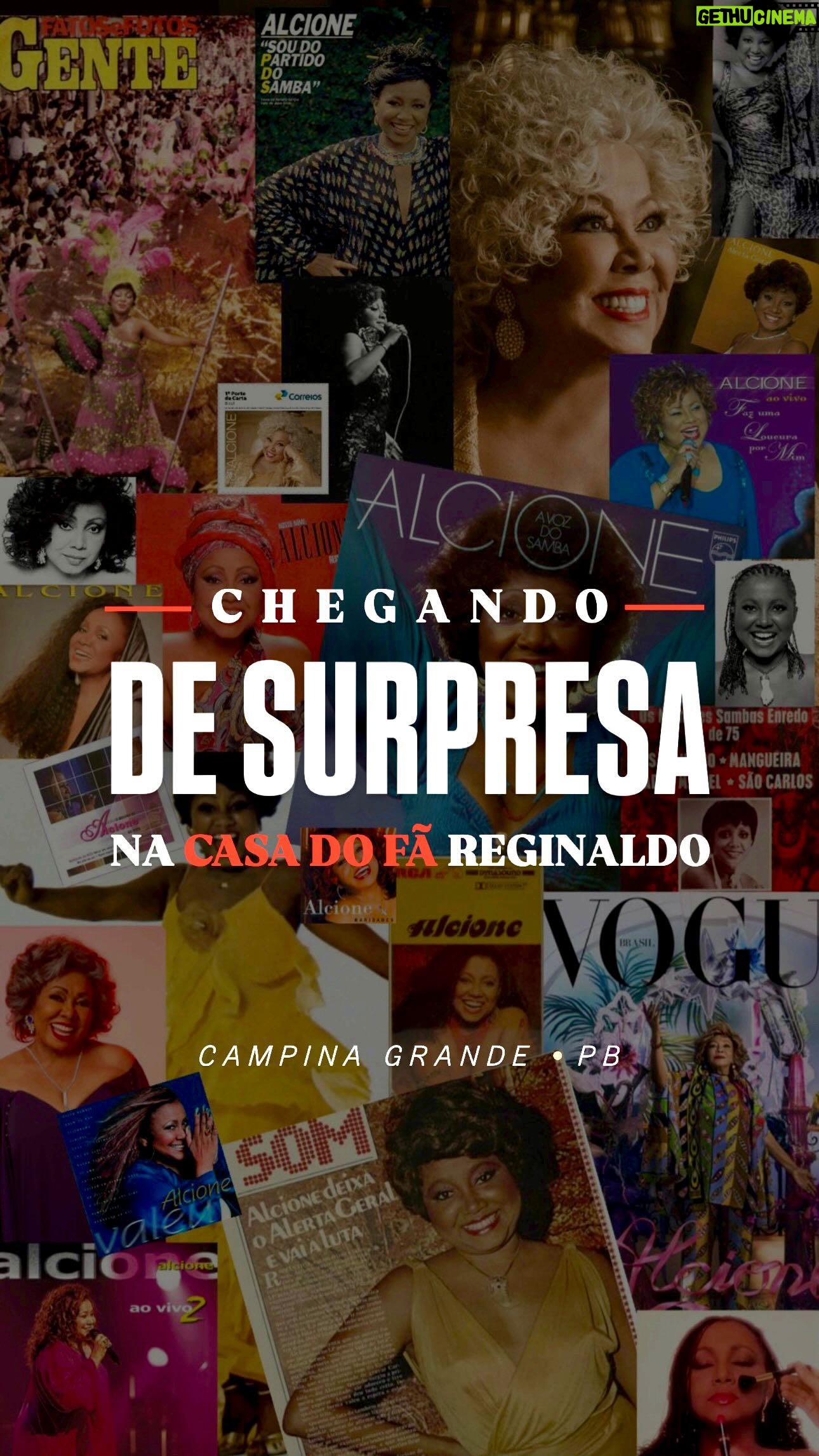Alcione - 87.4K Likes - Chegamos de surpresa na casa do fã @reginaldomarrom em Campina Grande/PB!
Fã incondicional a 35 anos e presença garantida em muitooooos shows, Reginaldo é detentor de um dos maiores acervos sobre a Marrom! Compactos, discos, CD’s, DVD’s, revistas, pôsteres, fotos e até um vestido dela, decoram TODA a sua casa! Na nossa passagem por Campina Grande, fizemos questão de ir lá conferir tudo de perto!
PS: Ele é tão fã que estava vestindo uma camiseta com uma foto dela, mesmo sem saber de nada. Obrigado @alanaboliveira @aercio.oliveira.56 por nos ajudar na missão e manter tudo em segredo!