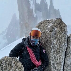 Aldo Kane Instagram - Arête des Cosmiques, a cracking way to finish off our time in the Alps. Vallee Blanch yesterday and a classic winter traverse today with @documentalism 

#chamonix #climbing @documentalism @canadagoose #aretedescosmiques