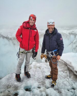 Aldo Kane Instagram - Arctic Ascent with @alexhonnold & @hazel_findlay hits @natgeotv and @disneyplus on the 4th of Feb. 

This was a mega #Expedition with a top team in some pretty harsh conditions. First ascents, first traverses and lots of scientific data. 

#Arcticascent #Greenland #natgeo #filming #adventure
