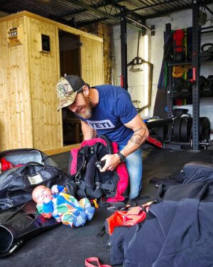 Aldo Kane Instagram - Packing up for back to back #Expeditions leaving this week. First, the desert, then a dive mission. 🏜 🤿 might have a little stow away in my bag! 

#Expedition #desert #diving #filming #adventuretv