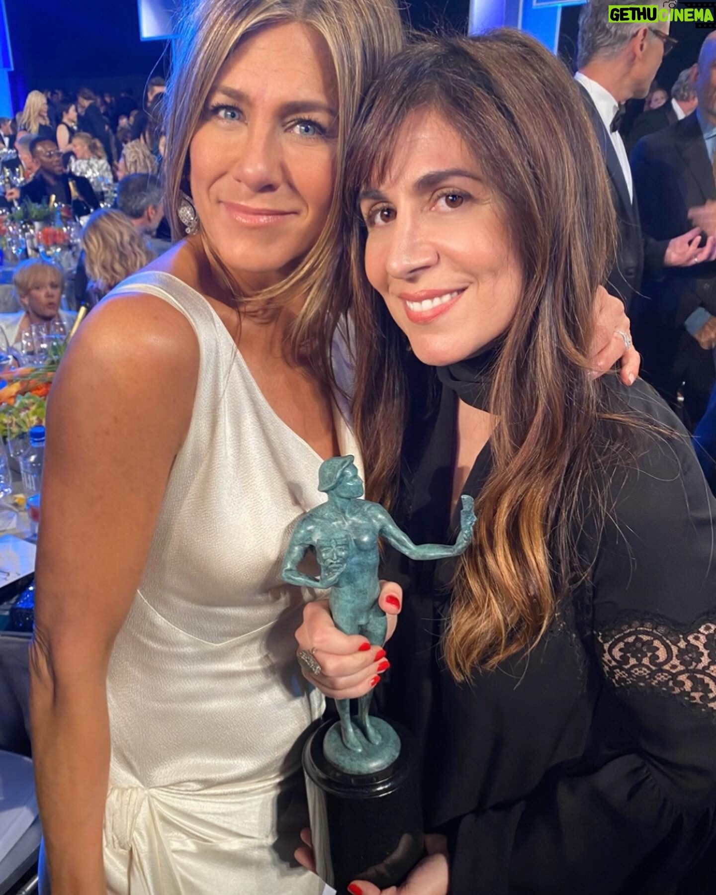 Aleen Keshishian - 3.1K Likes - Happy birthday to the beautiful, kind, generous, talented, hilarious @jenniferaniston! 🩷 u so so much!