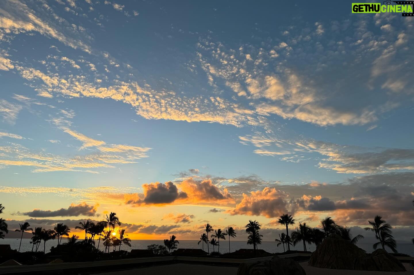 Aleen Keshishian - 1K Likes - Had so much fun at our family reunion in Hawaii!! We had the greatest time thanks to @markajsimon and his amazing team #fourseasonsmaui 🌴☀️🏖️🌊♥️
