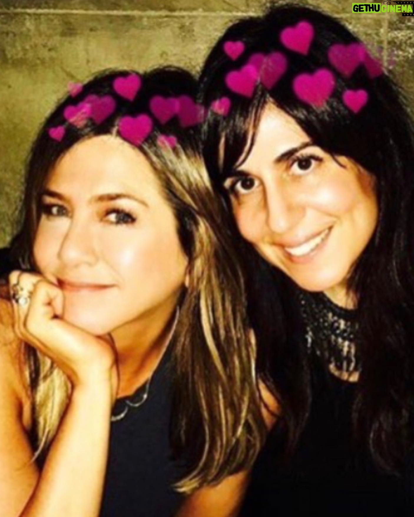 Aleen Keshishian - 3.6K Likes - Happy birthday @jenniferaniston! I ♥️u!