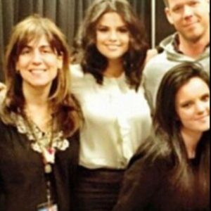 Aleen Keshishian Instagram - Happy birthday to the brilliant @ashley_cook! I know this pic is blurry, but i love it because it’s the first time i met u.  U were incredible then and u r even more incredible now! Love u sm!