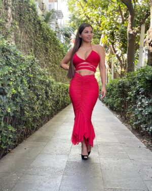 Aleida Núñez Instagram - Les deseo lindo fin de semana❤️✨