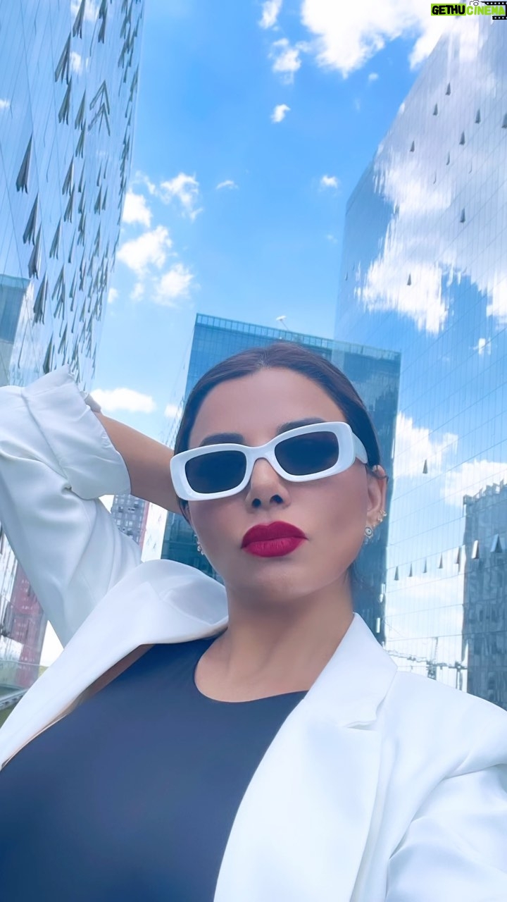Aleida Núñez - 7.4K Likes - 😎