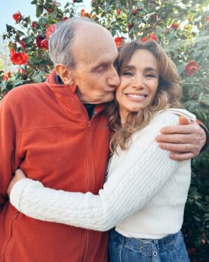 Alejandra Fosalba Instagram - En Conce con los Hermanos celebrando los 80 del papá ❤️ Felicidades flaquito hermoso 🤩 Te amamos