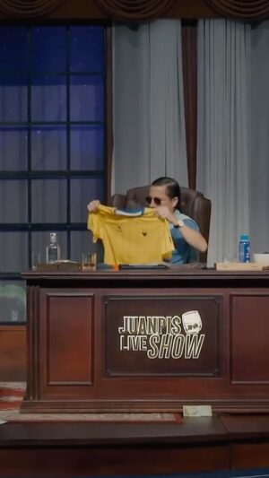 Alejandro Riaño Instagram - Les pido que a  la próxima esperen la reflexión final y pongamos los ojos en los temas que tocamos, y no me refiero a las camisetas. 

Un abrazo y gracias a los que entienden y siempre mandan la mejor energía.